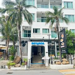 苏林海滩本雅达洛奇山林小屋
