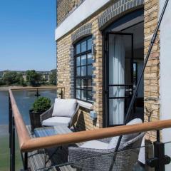 Palace Wharf Apartments