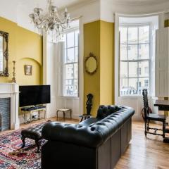 Classic Elegance - Regency Apartment with Period Features