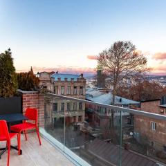 Stylish 2 BR 2 Balconies Apartment In Old Tbilisi