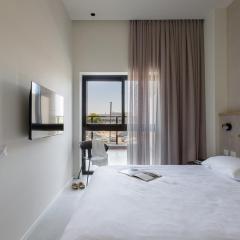 Tayo Studios & Apartments