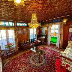 Lake Palace Group Of House Boats