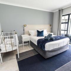 Modern 3 Bedroom In The Heart Of Pe