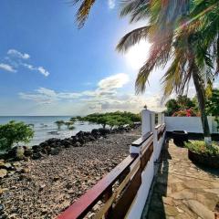 A beachfront property very near to Panama city