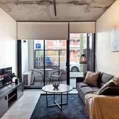 Stunning Courtyard 2br1ba North Melbourneparking