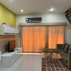 The Urbana Condo Pakkret
