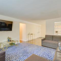 Walk to Train Convenient Skokie Condo!