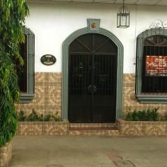 HOSTAL CASA BELINDA