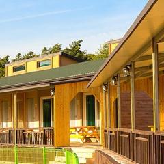 Suncheon Bay Wind Hill House