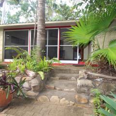 Moana Cottage, Stroll To Horseshoe Bay Beachfront