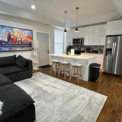 Chic Euro City Getaway- Close to Downtown