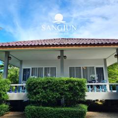 桑君海滩度假酒店
