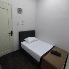 Nafeeza Hotel