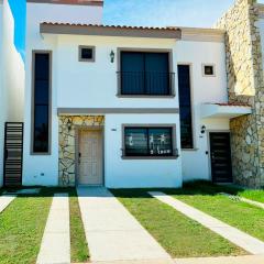 Casa De Playa Azul Marino Con Alberca y A 3 Min playa Cerritos