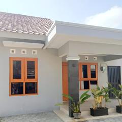 Brojos Homestay Tamansiswo