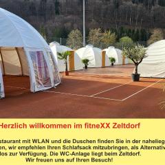 fitneXX Zelt-Dorf