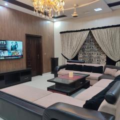 Fully Serviced Holiday Homes Near Expo Center Lahore