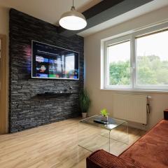 Moderný apartmán s vlastným parkovaním v blízkosti prírody TOP