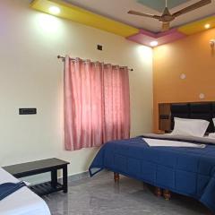Hampi Travellers Guest house