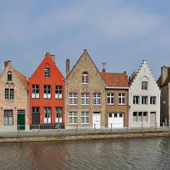 Room with carparking, bicycles and small breakfast