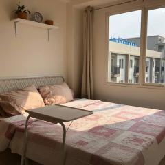 2BR at PGV Cimanggis with Netflix near exit Toll Jagorawi