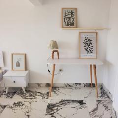 stylish cozy studio in the center of downtown