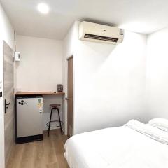 65 Hostel Bangkok