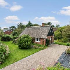 Cozy Home In Fanø With Kitchen