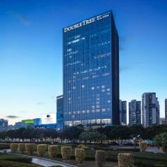 DoubleTree by Hilton Hotel Shenzhen Longhua, Near Huawei, Foxcnn, Shenzhen North Railway, Uniwalk & Uniworld Shopping Mall, Sam's Club