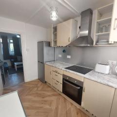 3 Bedroom Apartment in East London