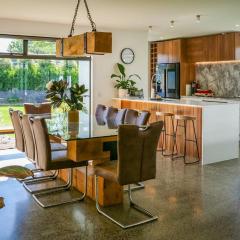 Expansive Luxury Country Escape