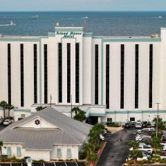 The Island House Hotel a Doubletree by Hilton