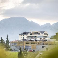 Berghotel Trübsee - Accessible Only by Cable Car