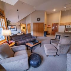 Buffalo Lodge 8411 by SummitCove Lodging