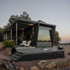 Alisa the Tiny Cabin in Busselton