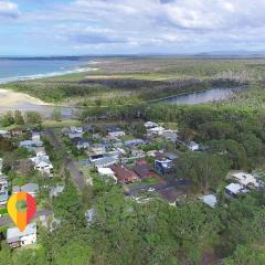 Bush 2 Beach