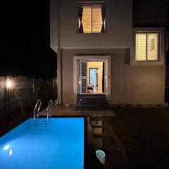 Serene 43, Karjat 3 BHK Villa, Wifi, Plunge Pool