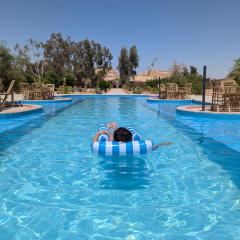 Cafour House Siwa - Hot Spring