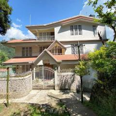Ronglyang Villa Homestay Near MG Road