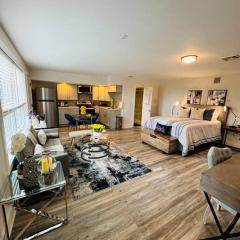 MarYan Spacious Studio Apartment with full kitchen and free wifi