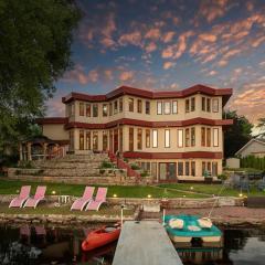 Minnesota Lakehouse Retreat