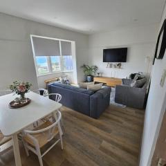 Bondi Beach Hazel unit 5 - Beach front with Sea view and 2 bedrooms