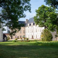 CHÂTEAU DE MONTBRAS Hostellerie de l' Isle en Bray