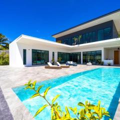 Luxury Large 3 Bedroom Pool Villa! - KH-C5