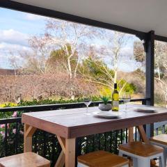 Aggies Way - dog friendly with panoramic views