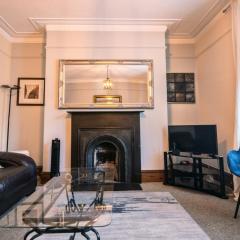 SUMMIT Apartment - Cozy Aberdeen West End Flat Prime Location - Perfect for Short or Long stay - 1 bedroom