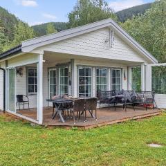 Cozy Home In Skatval With Kitchen