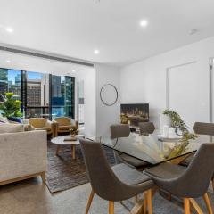 Remarkable 3-Bed with City Views & Swimming Pool
