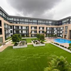 Splendid Apartment at Embassy Gardens