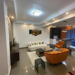 Stylish Urban Retreat - Spacious 3-Bedroom Apartment - III